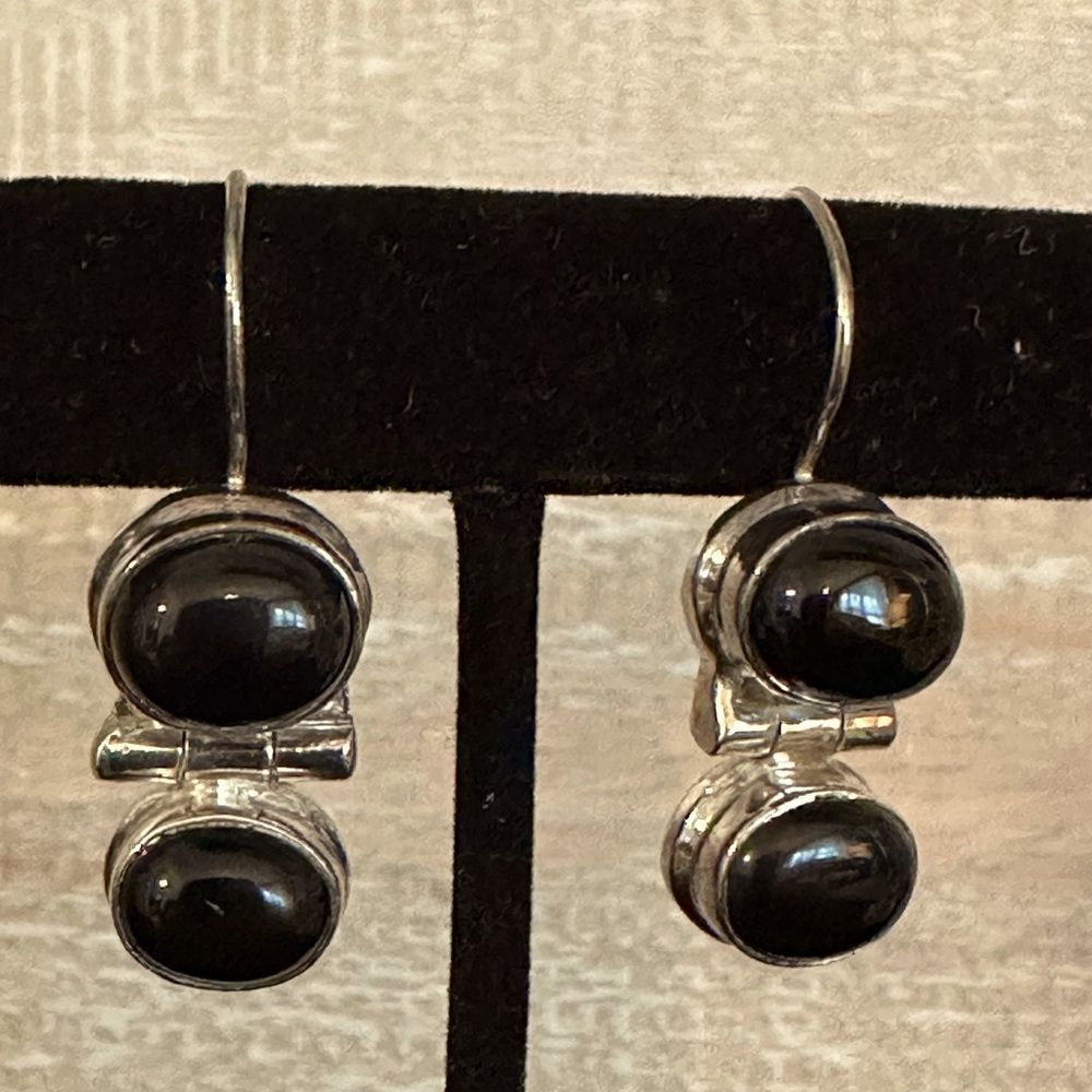 Vintage sterling silver onyx earrings 925